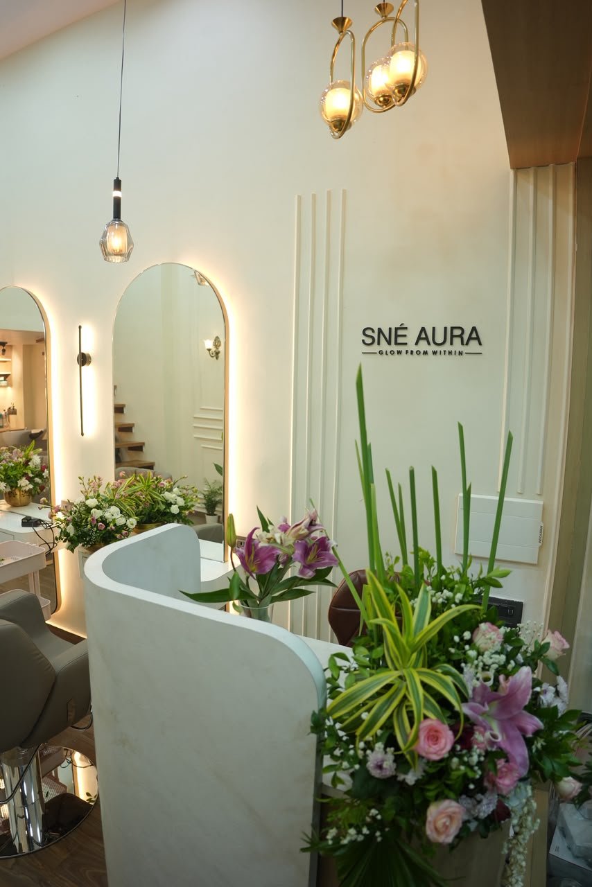 SneAura Salon Interior